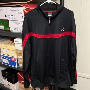Jordan Brand “Bred” XXL Dri-Fit Zip up